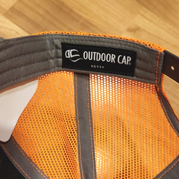 Bear Pride hat - Picture 7 of 8